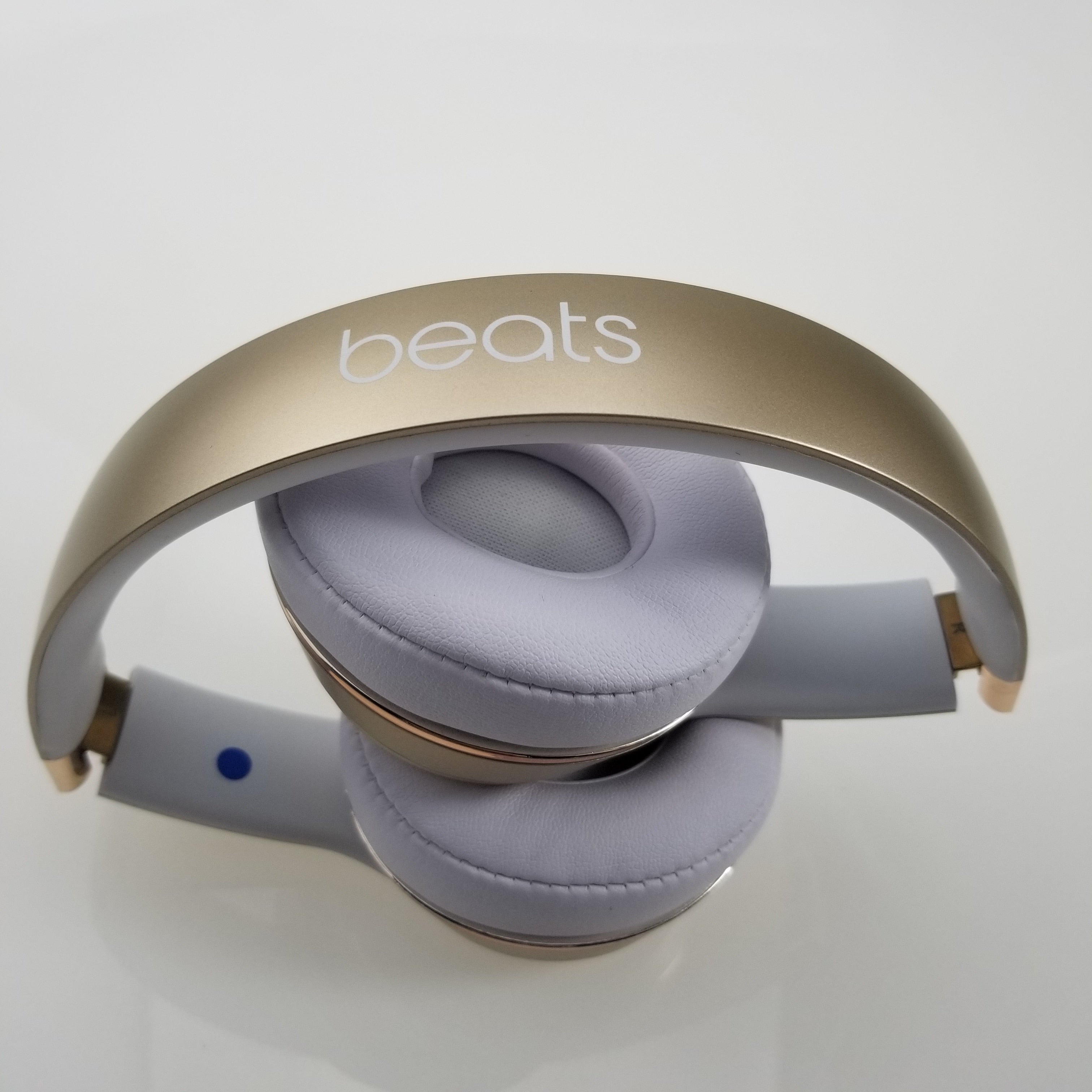 Beats Solo Original Over-Ear Headset Hands-free Wireless Bluetooth Headphone Music Fast Charge Anti Noise 003 Beats Solo Original Over-Ear Headset Hands-free Wireless Bluetooth Headphone Music Fast Charge Anti Noise 003