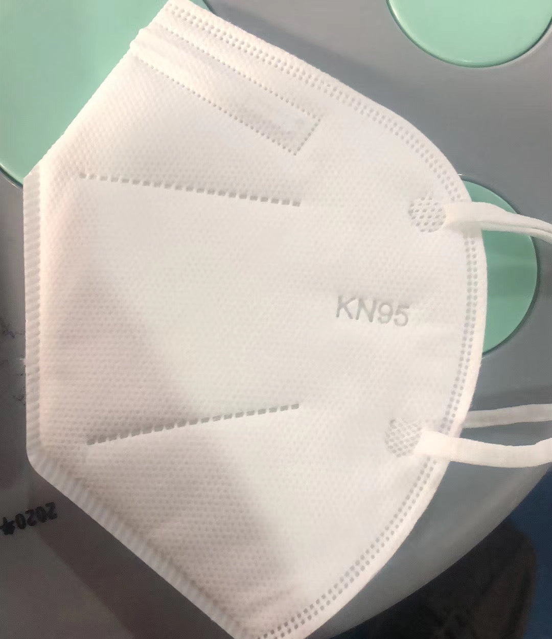 FFP2 KN95 N95 Face Mask With Vent Valve Medical Surgical Flu Virus Bacteria FFP2 KN95 N95 Face Mask With Vent Valve Medical Surgical Flu Virus Bacteria