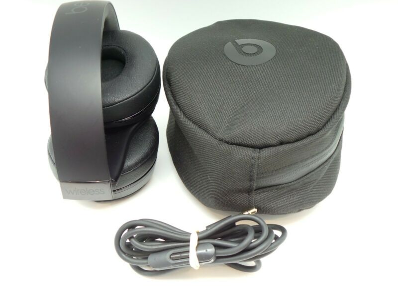 Beats by Dr. Dre Solo 3 Wireless Bluetooth Headband Headphones Beats by Dr. Dre Solo 3 Wireless Bluetooth Headband Headphones