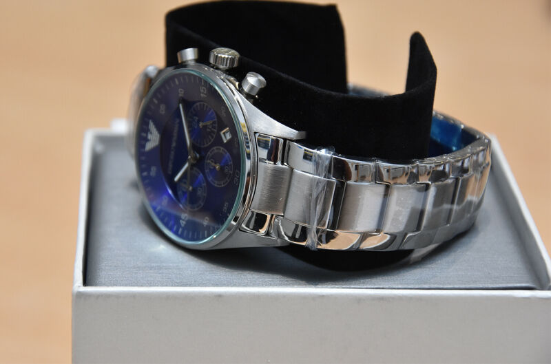 NEW Emporio Armani Stainless Blue Dial Chronograph Mens Watch AR5860 RRP £325 NEW Emporio Armani Stainless Blue Dial Chronograph Mens Watch AR5860 RRP £325