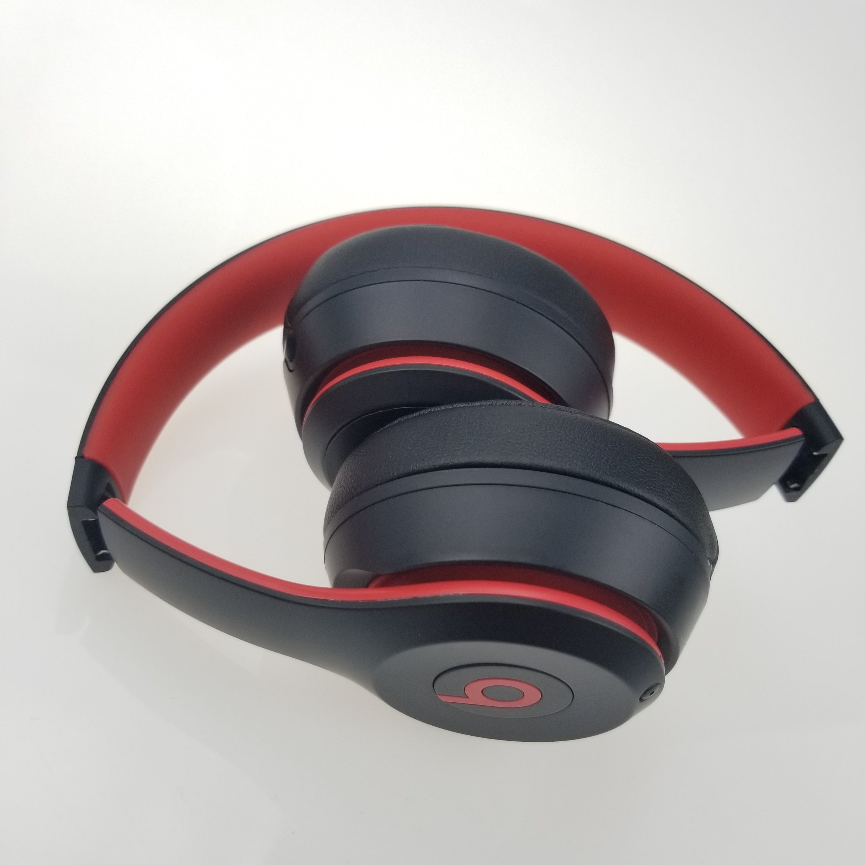 Beats Solo Original Over-Ear Headset Hands-free Wireless Bluetooth Headphone Fast Charge Anti Noise